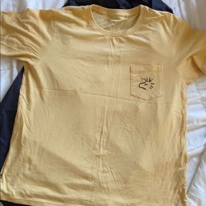 Peanuts by Uniqlo Woodstock TShirt size M